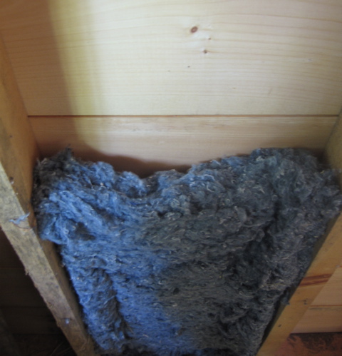 Bonded Logic turns worn-out blue jeans into insulation, more