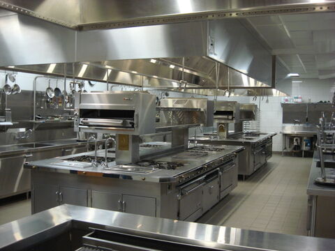 Halton’s M.A.R.V.E.L. demand-controlled kitchen ventilation reduces kitchen energy consumption.