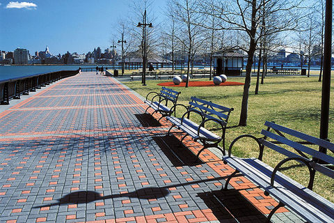 Porous Pavement Performance in Cold Climates - Stormwater Report